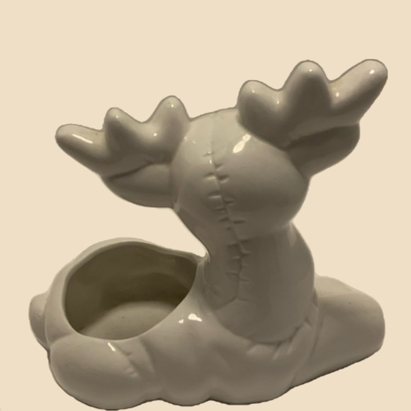 SALE!! Vintage Reindeer Planter - Picture 8 of 15